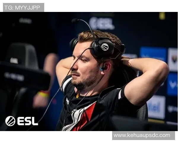 电竞新闻S15LOL比赛中RNG战术引发热议CSGO比分成焦点讨论
